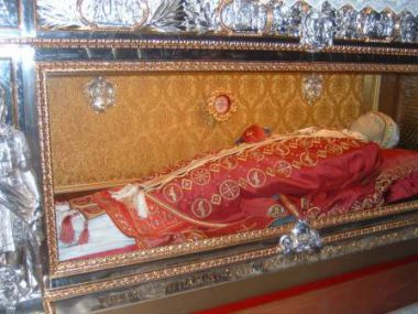 25 mai : Saint Grégoire VII Salerno_PopeGregoriousVIITomb